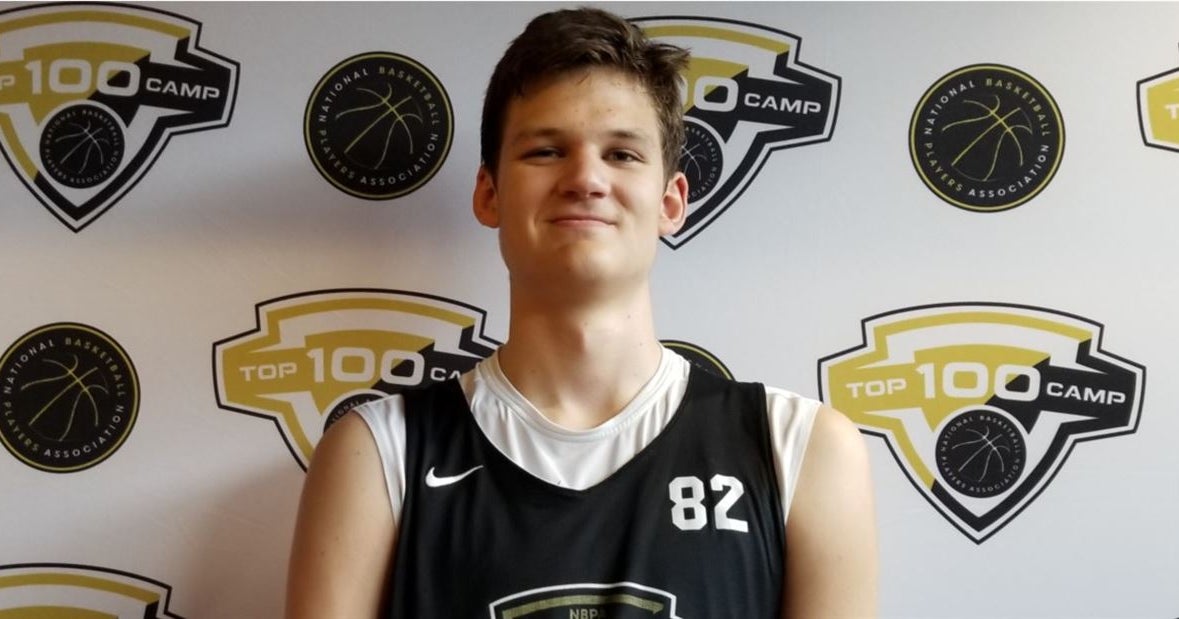 UVA offers fivestar center Walker Kessler