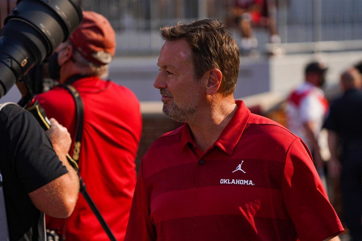 FOX Sports Adds Legendary Coach Bob Stoops to BIG NOON KICKOFF