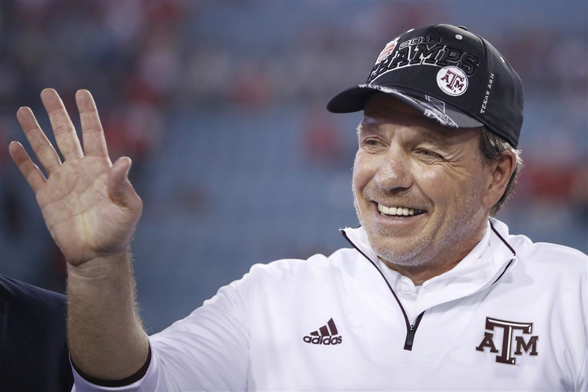 Texas A&M's Jimbo Fisher reveals that he is now a married man