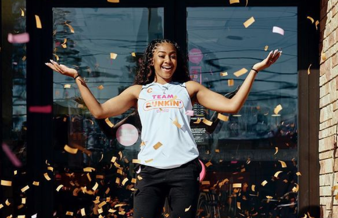 Deja Kelly Signs Deal with Dunkin'