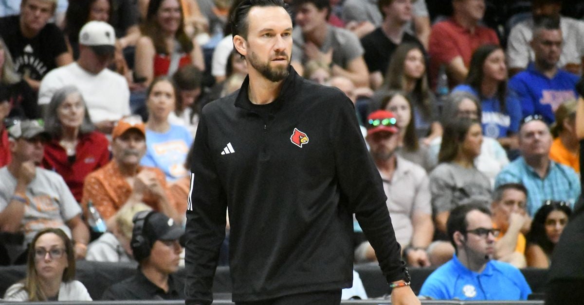 No. 3 Louisville volleyball prepares for WKU and Kentucky clashes