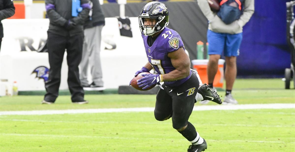 Jackson leads surging Ravens to 40-14 rout of Jaguars