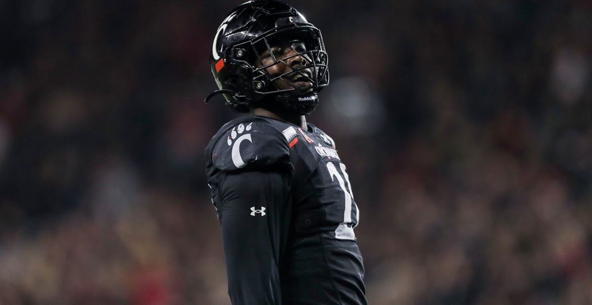 Report: Myjai Sanders Declaring for NFL Draft - All Bearcats