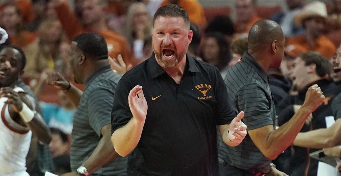 Top 25 college basketball coaches ahead of 202223 season
