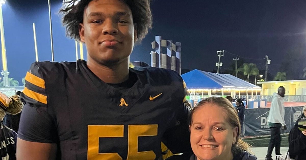 Behind the recruitment of No. 1 OT Mark Matthews: A mother's story of ...
