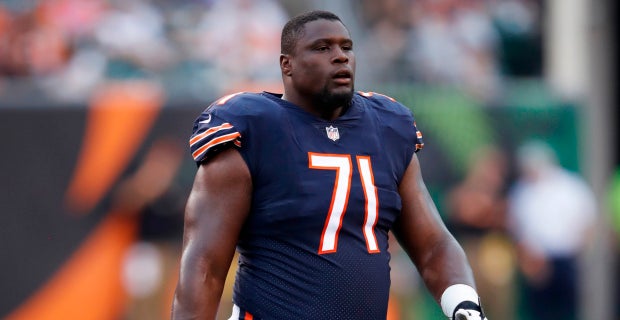 Former Auburn offensive lineman A.J. Greene changes tune, signs free agent  deal with Chicago 