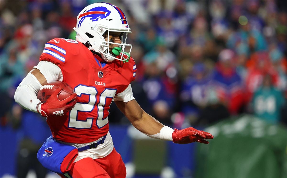 Bills RB Hines will miss season after being hit by jet ski