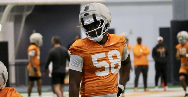 PHOTOS: Tennessee's newcomers hit field for first spring practice