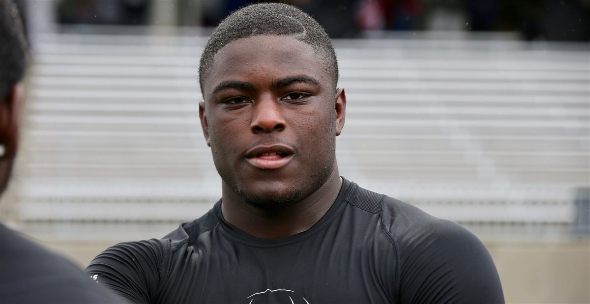Marcus Stripling Marcus Stripling sorting through an impressive offer list