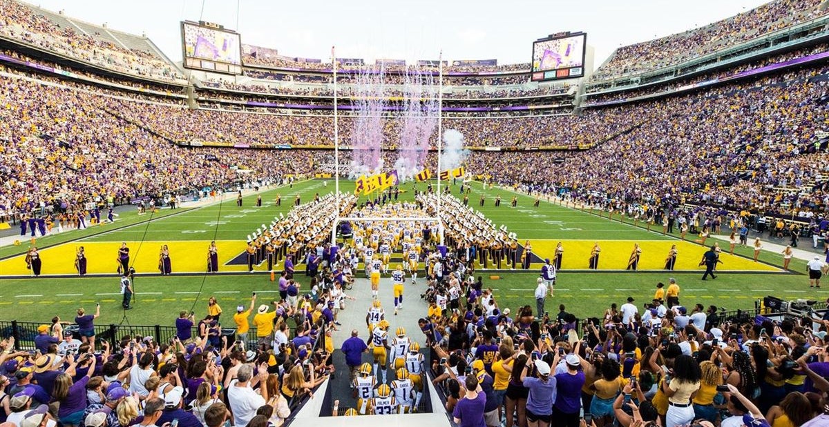 Woodward weighs in on LSU's new football schedule Woodward weighs in on LSU's new football schedule