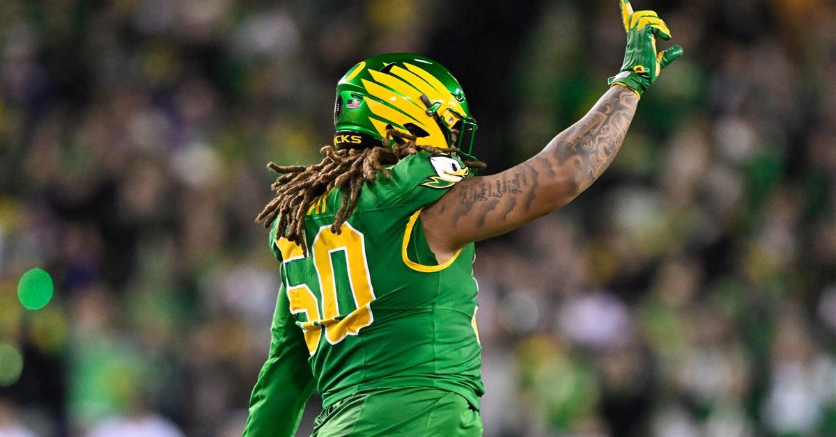 Oregon transfer DL Tionne Gray sets visit, has several in contention for another