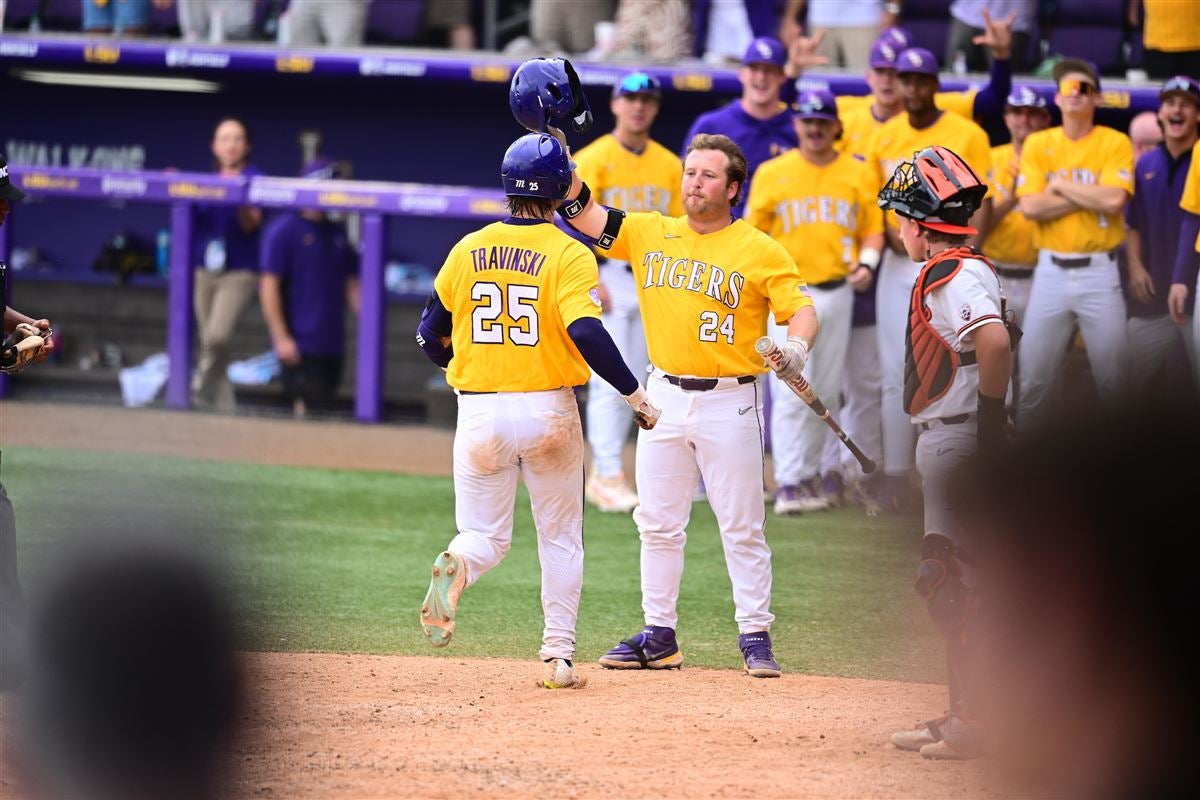 LSU advances to super regional with 137 win over Oregon State