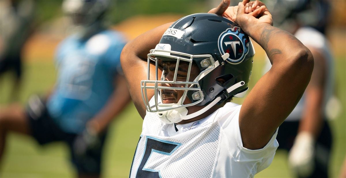 Titans agree to terms with top draft pick Treylon Burks