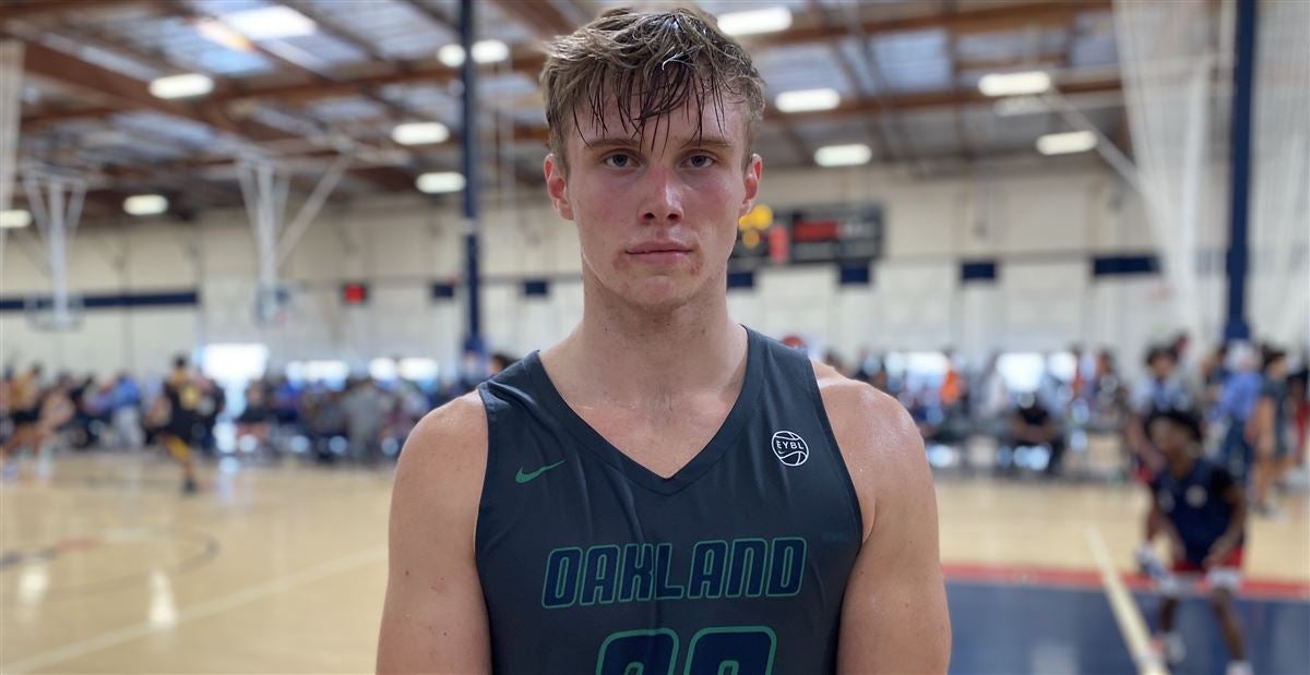 Sun Devils on the board in 2022 with 6-foot-10 local center Duke Brennan