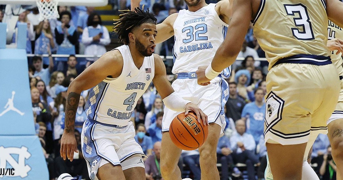 R.J. Davis Displays His Toughness in Double-Double Performance R.J. Davis Displays His Toughness in Double-Double Performance