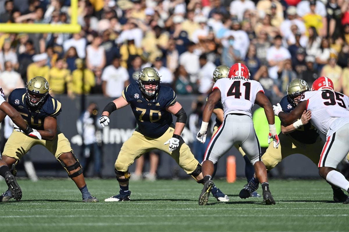 Tech Offensive Line Williams Assuming Leadership Role on the Georgia Tech Offensive Line
