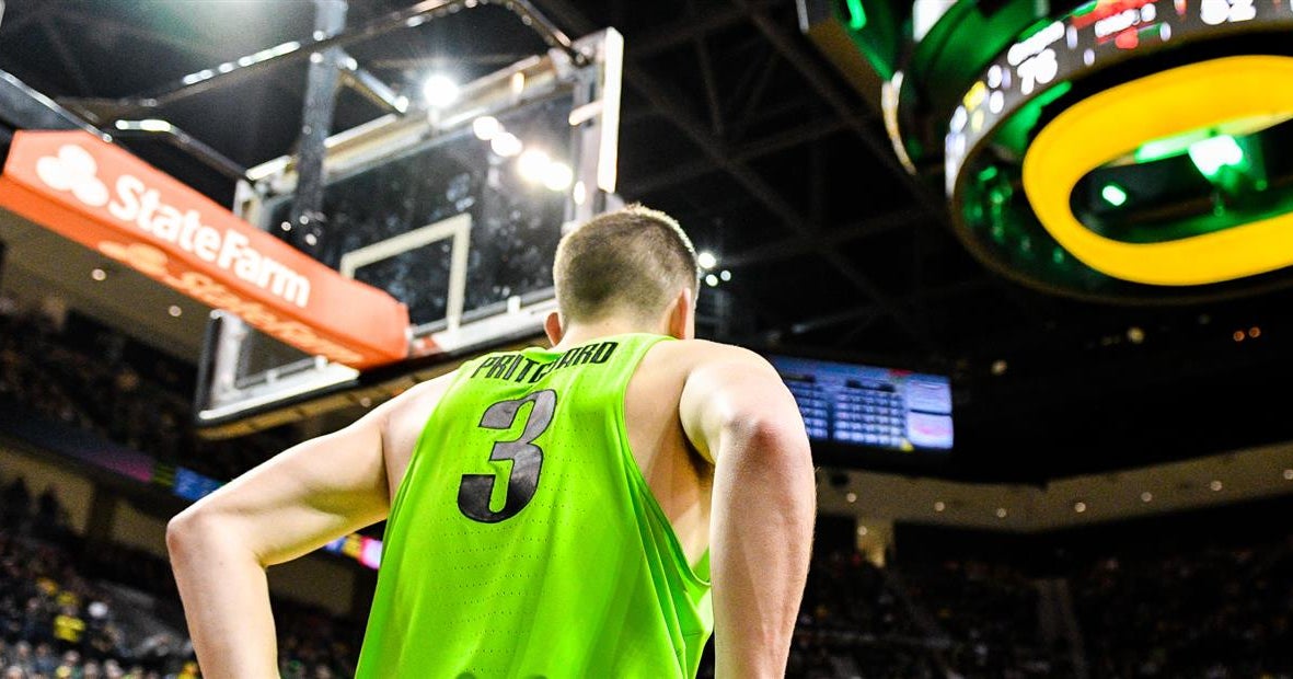 Oregon announces new playbyplay announcer for basketball