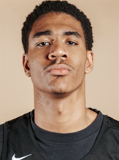 Isaiah Hill Photo