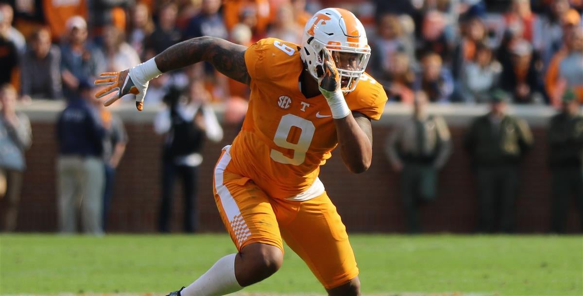 Derek Barnett Commits to Tennessee: Vols Land 4-Star Defensive End, News,  Scores, Highlights, Stats, and Rumors