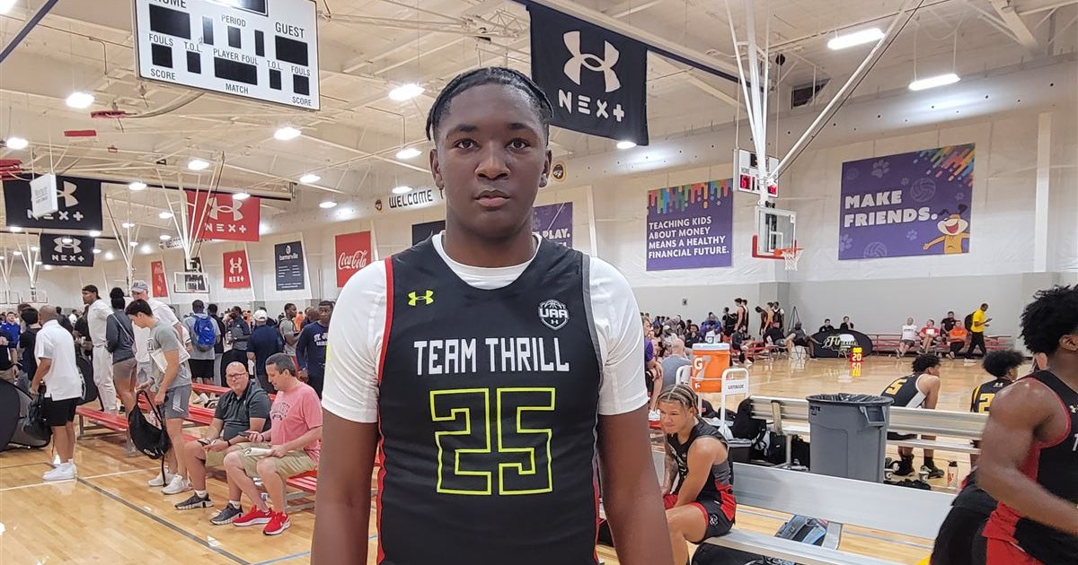 Top 20 junior Derik Queen has a star-studded weekend; setting more visits