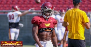 Instant Analysis: USC's Tuesday practice in full pads Instant Analysis: USC's Tuesday practice in full pads