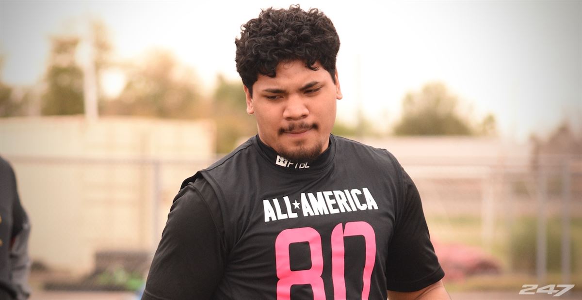 Tiaoalii Savea, Texas, Defensive Line