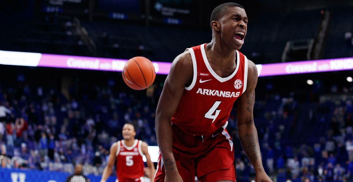 Arkansas basketball's Davonte Davis 'taking time away from basketball