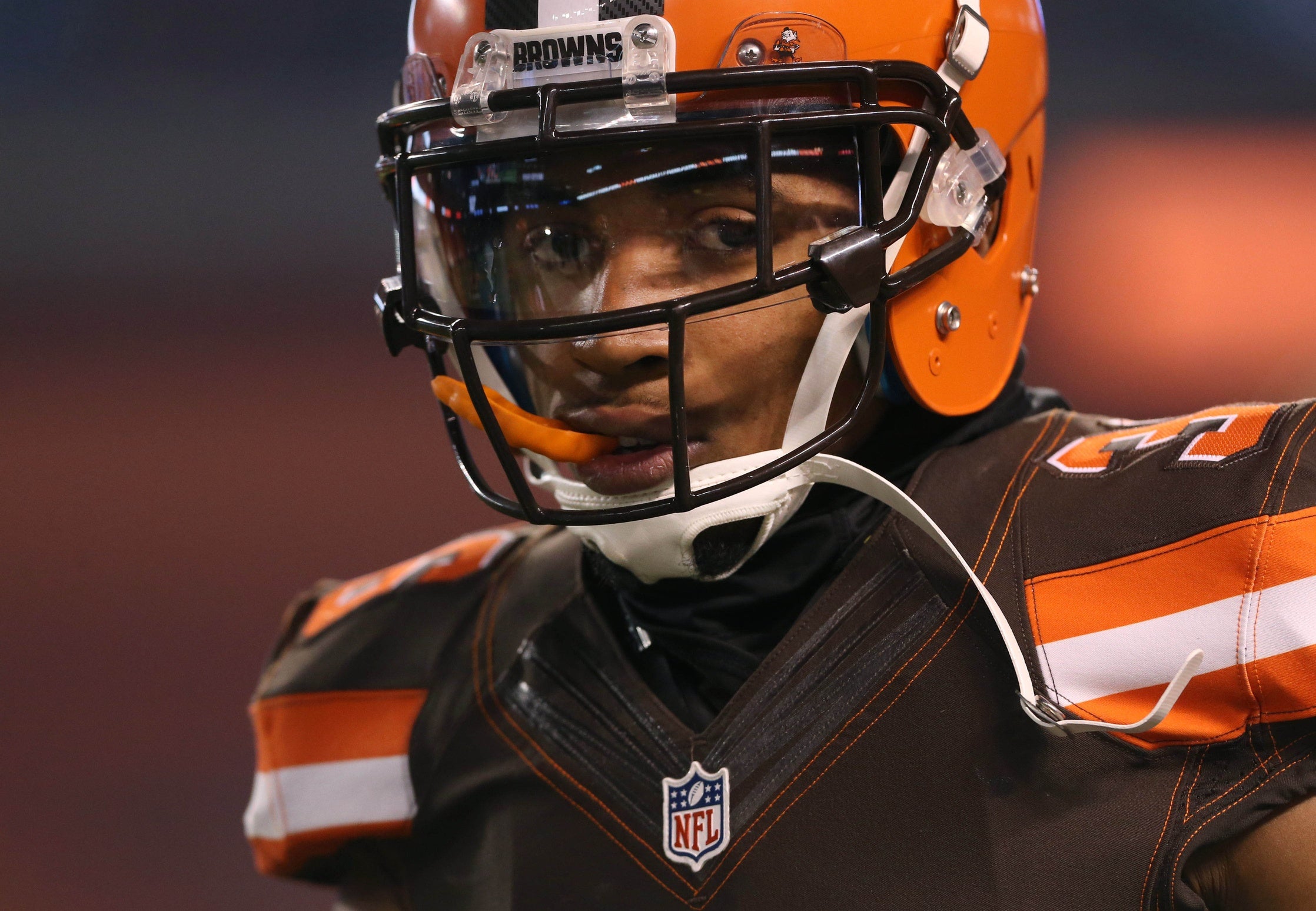 NFL suspends Browns player for swinging helmet at opponent, police not  pursuing charges