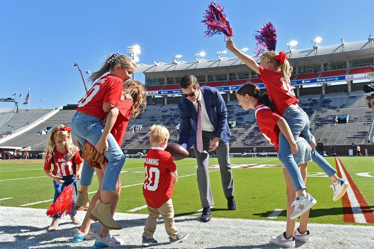 Ole Miss to Celebrate Eli Manning This Weekend - Ole Miss Athletics