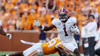 Alabama assistant coach reveals message to Kendrick Law after crucial personal foul against Tennessee