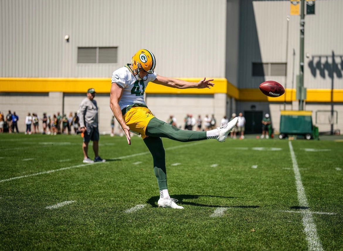 Packers give game ball to first-year international player Kenneth Odumegwu