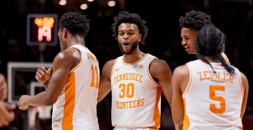 The Basketball 2-4-7: No. 8 Tennessee heads to South Carolina - Vimarsana News