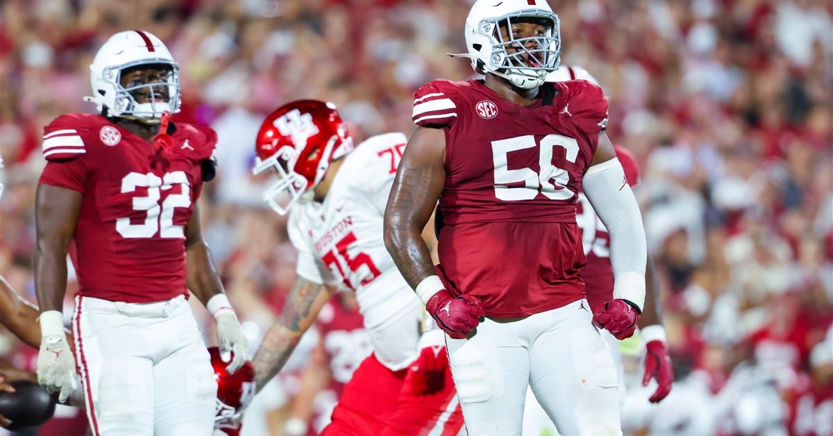 Projected Oklahoma Sooners 2025 depth chart at the start of spring