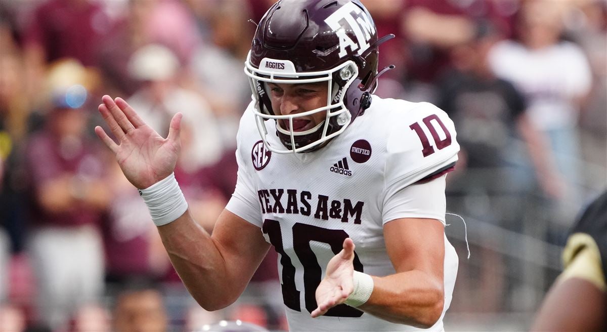 Former Texas A&M QB Zach Calzada takes reins of UIW offense