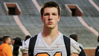 Vols make top five for four-star, in-state TE coming off visit for camp