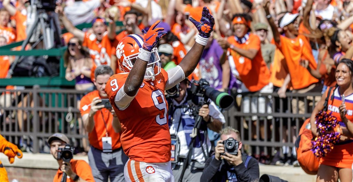 Clemson Tigers Hunter Renfrow Autographed Orange Jersey Beckett