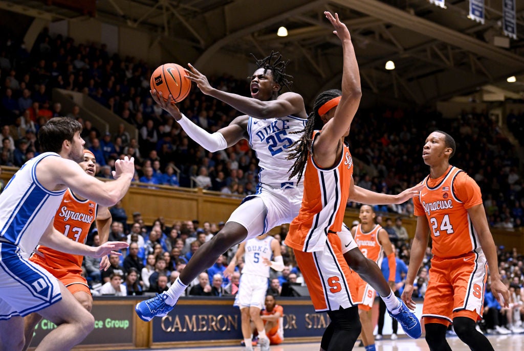 Duke puts away Syracuse 86-66 for first ACC win