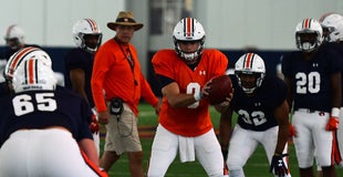 Auburn hopes crucial questions are answered in scrimmage Auburn hopes crucial questions are answered in scrimmage