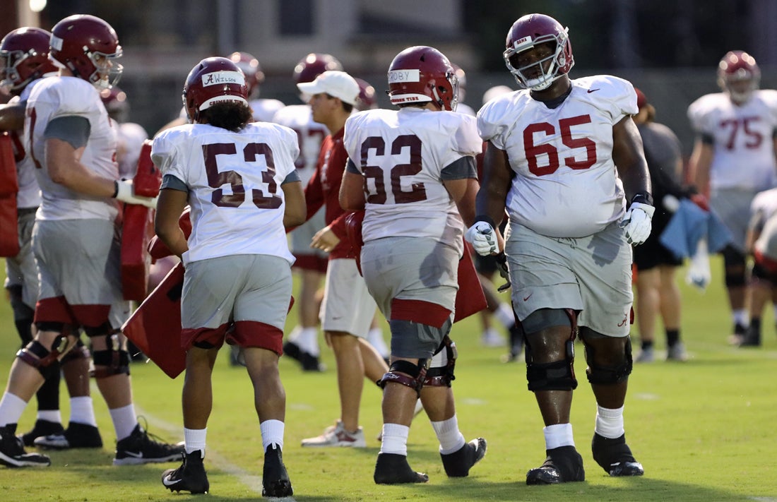 Deonte Brown Alabama Offensive Guard