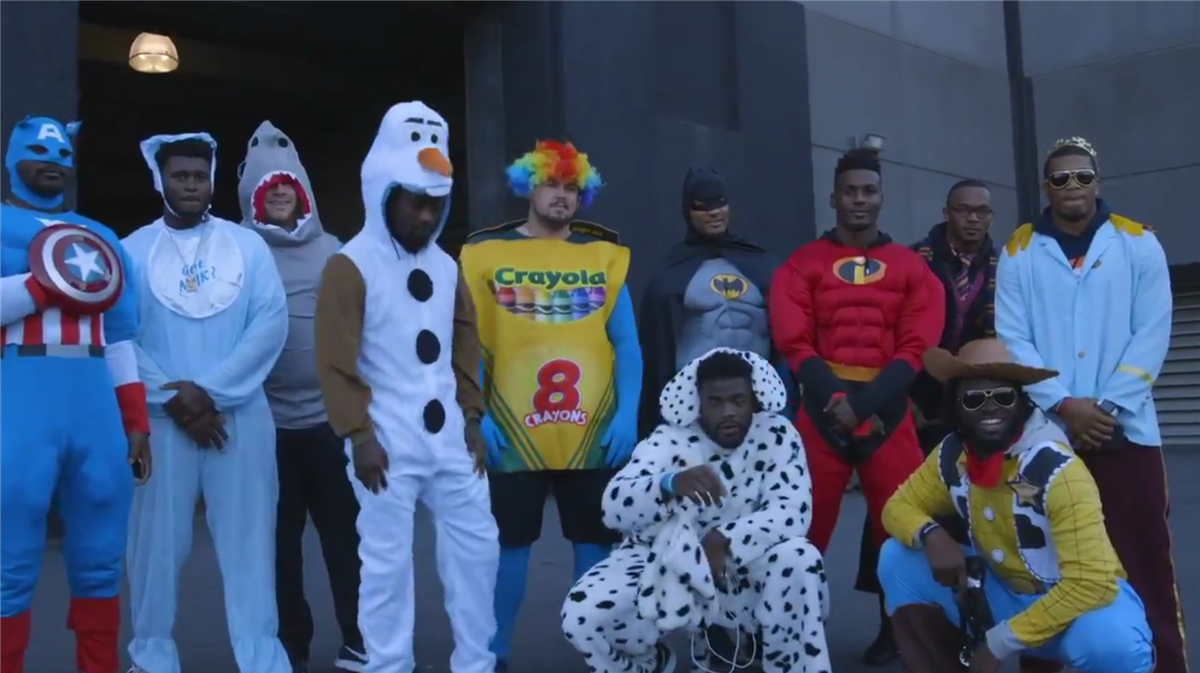 Panthers rookies celebrate Halloween, visit Children's Hospital