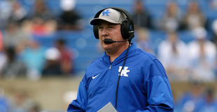Q&A || Mark Stoops discusses UK's first spring scrimmage Q&A || Mark Stoops discusses UK's first spring scrimmage