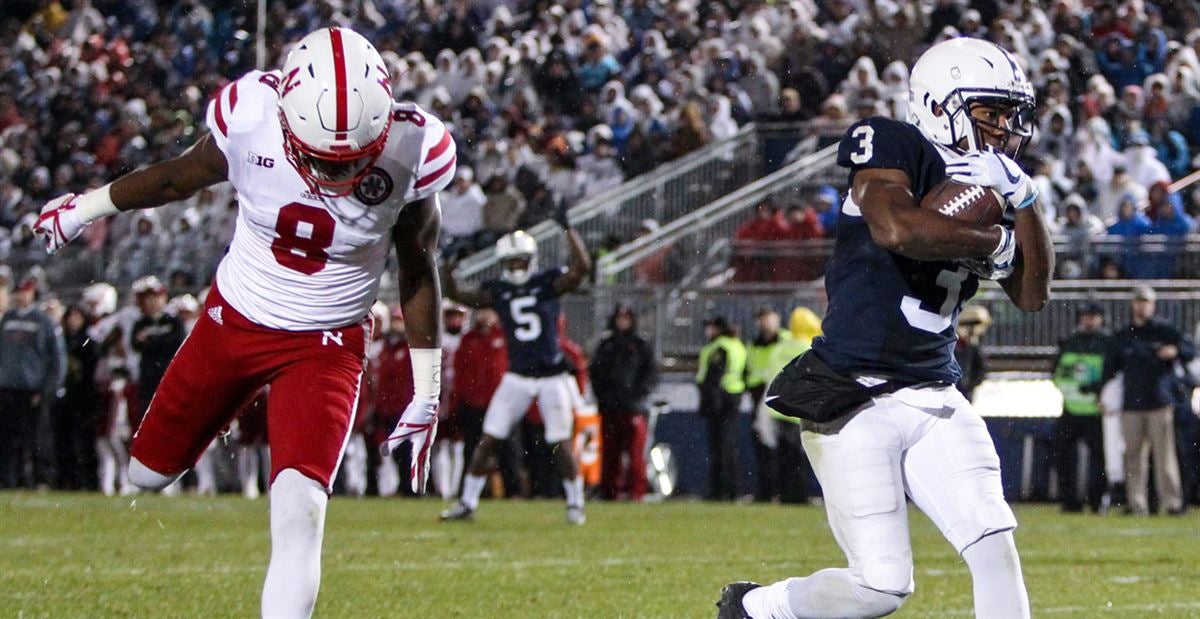 Nebraska defensive back Chris Jones runs the 40 yard dash during the  Foto di attualità - Getty Images