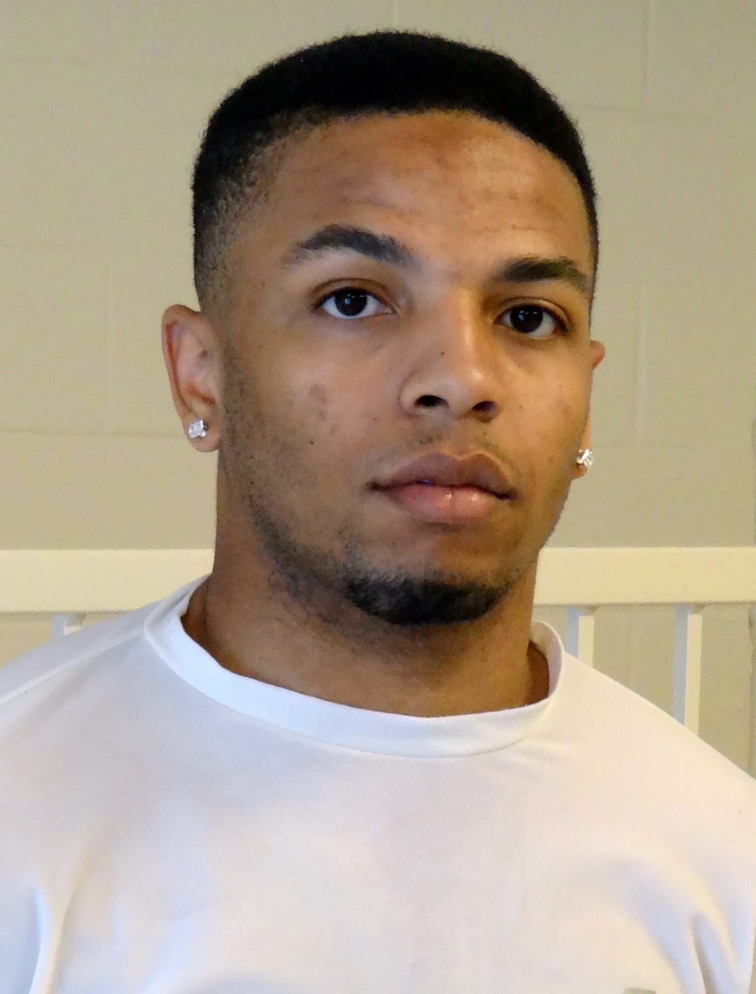 Elder a twosport star