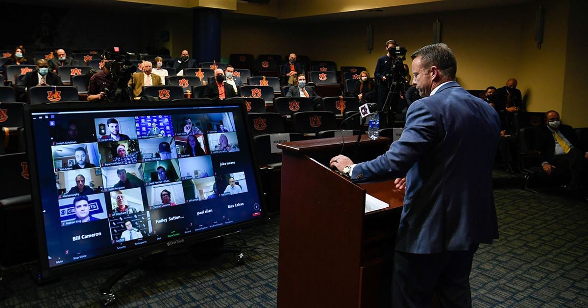 Harsin welcomes challenges and expectations at Auburn