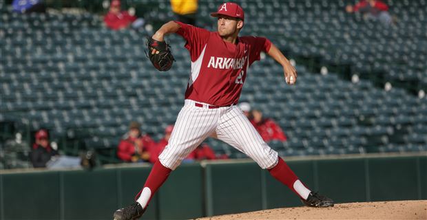 WholeHogSports - Gators sweep, drop Hogs to last in the SEC