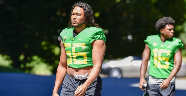 Redshirt Review: Oregon outside linebacker Jaeden Moore