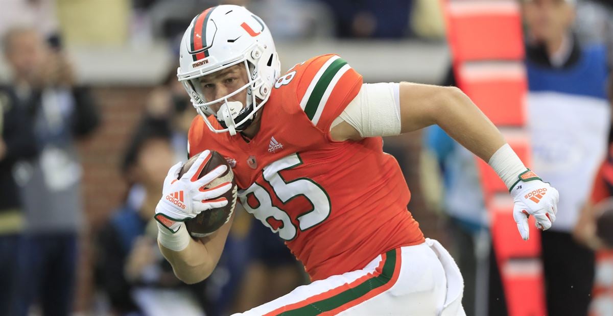 Chase Brown Continues Impressive Weekend for Illini at the NFL Combine -  University of Illinois Athletics