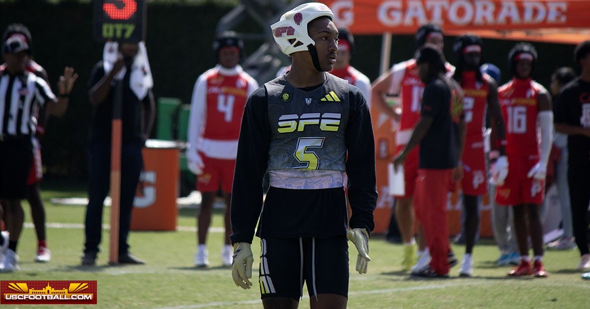 Monday Recruiting Notes: New offers, visit dates for Arkansas