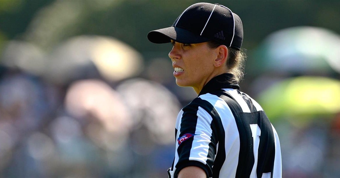 Female officials coming to Big Ten football