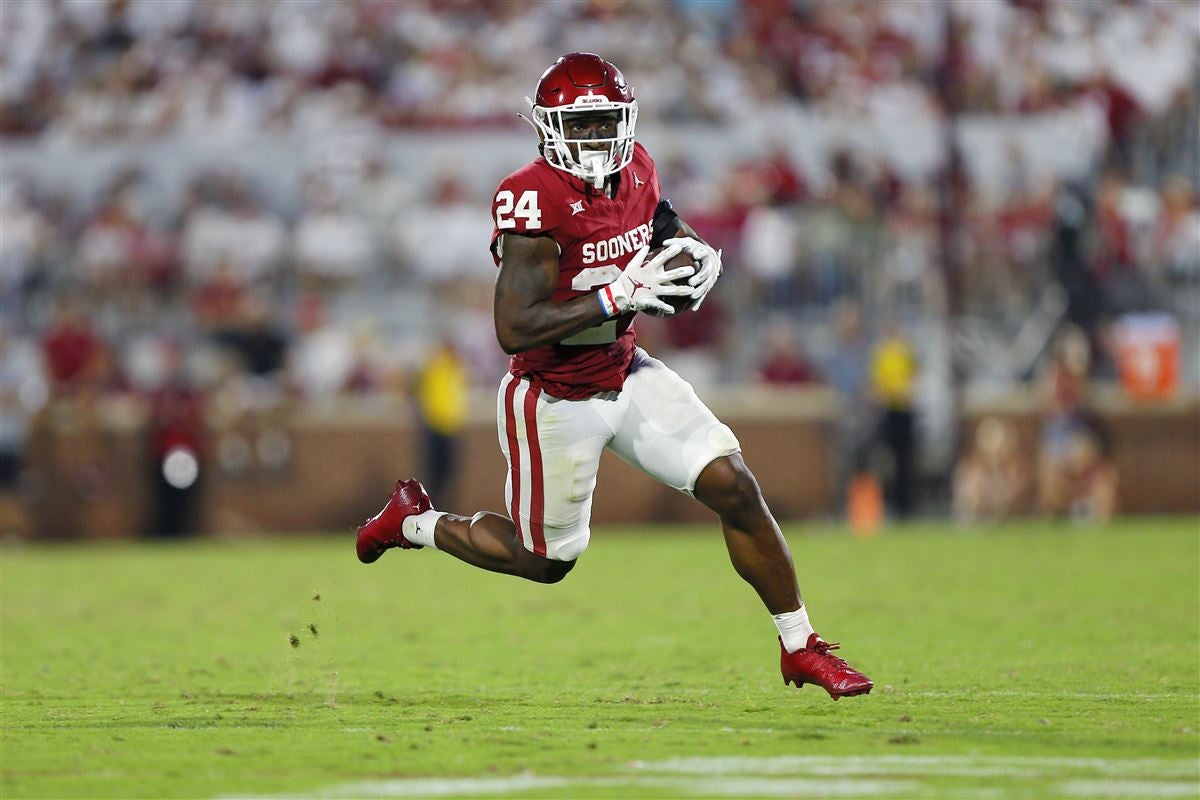 Oklahoma's running back room sees 2 more transfer departures